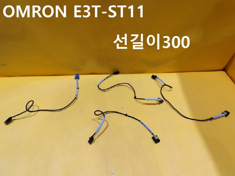 OMRON E3T-ST11  ߰ 2߼ FAǰ